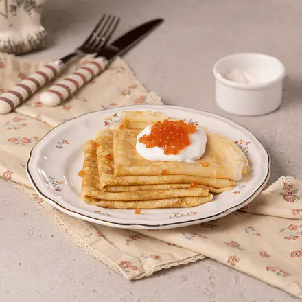 Blini (Crêpes) with Caviar & Sour Cream