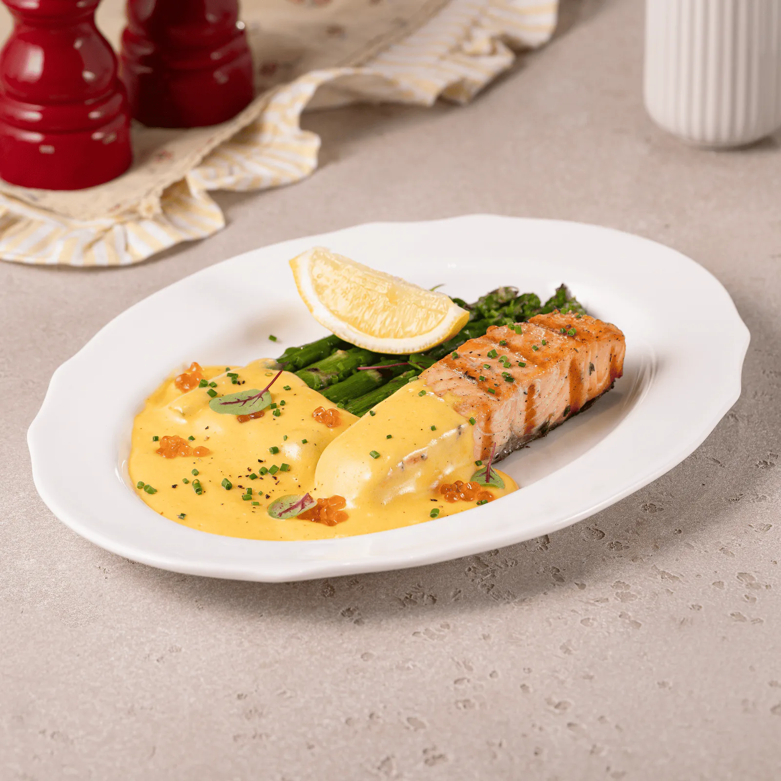 Grilled Salmon with Asparagus