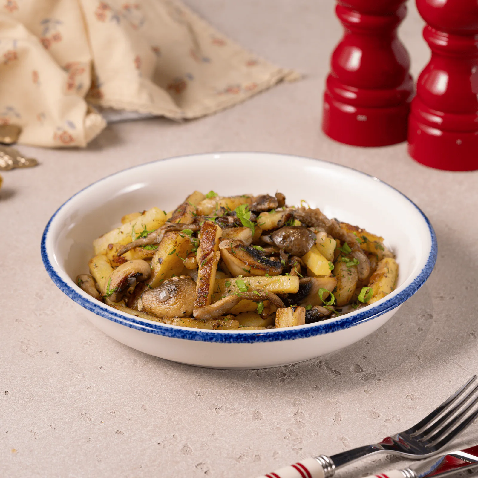 Pan-Fried Potato with Mushrooms