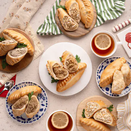 Savoury Pirozhki (Small Russian Pies)