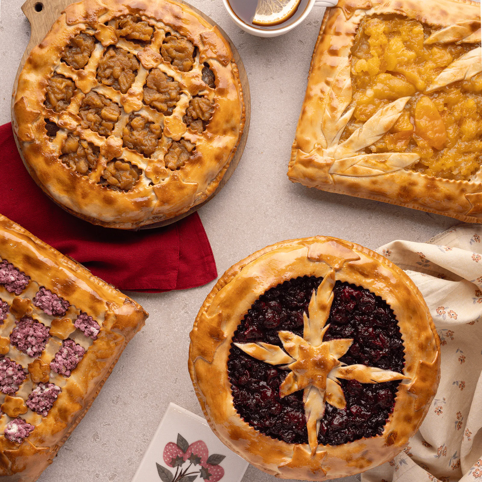 Sweet Pirogi (Large Russian Pies)